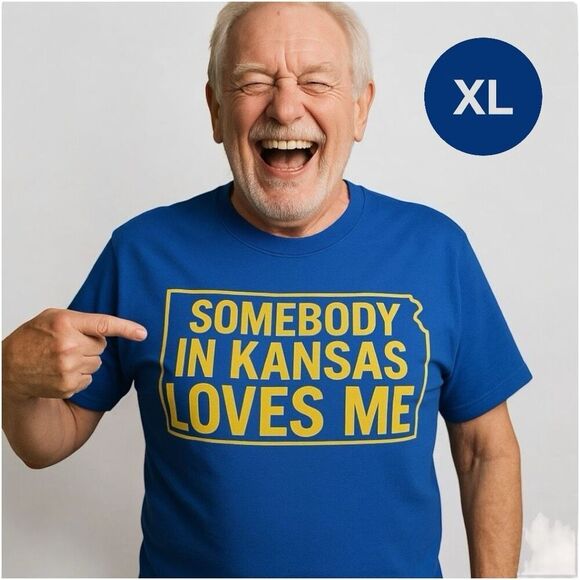 Somebody In Kansas Loves Me 100% Cotton Tee XL Gift Idea Travel Unisex SS - Picture 1 of 11